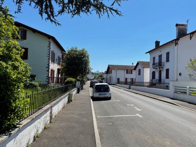 Saint-Jean-Pied-de-Port → Pamplona photo